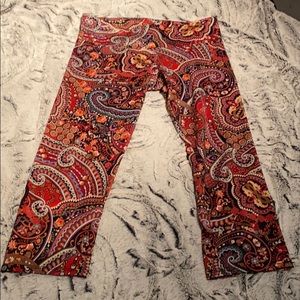 Onzie Capri yoga leggings
